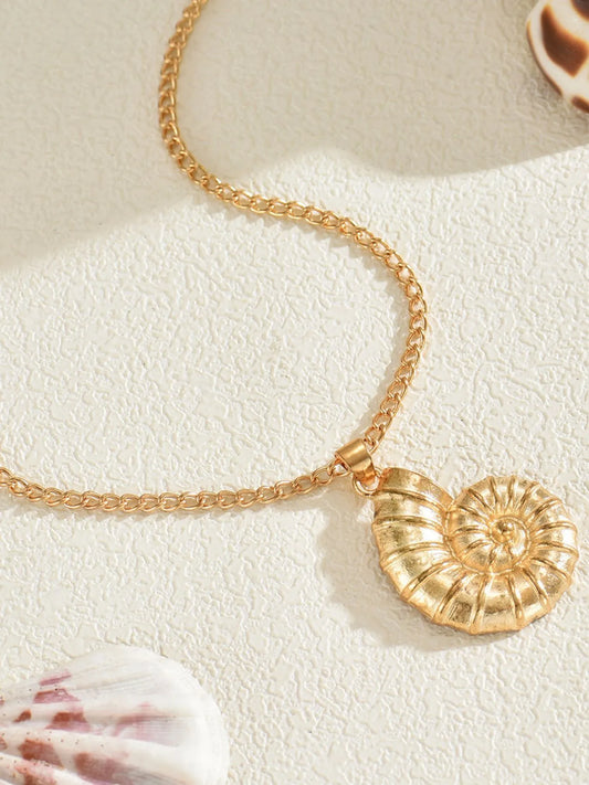18K Gold-Plated Shell Pendant Necklace