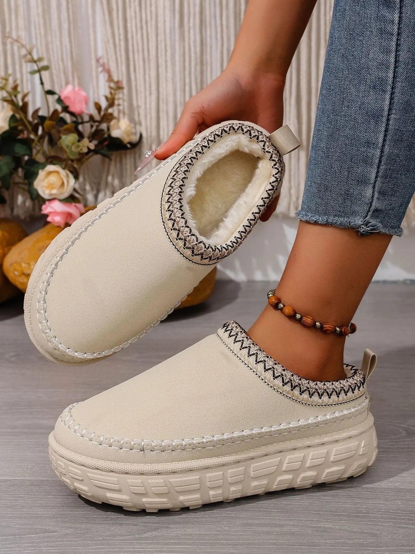 Embroidered Trim Round Toe Platform Boots