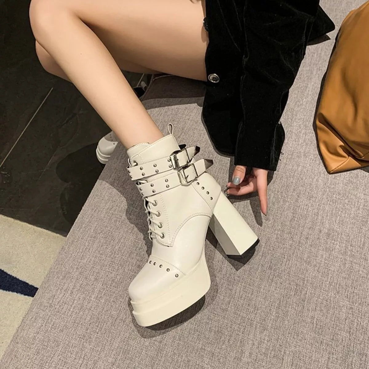 Round Toe Block Heels Boots