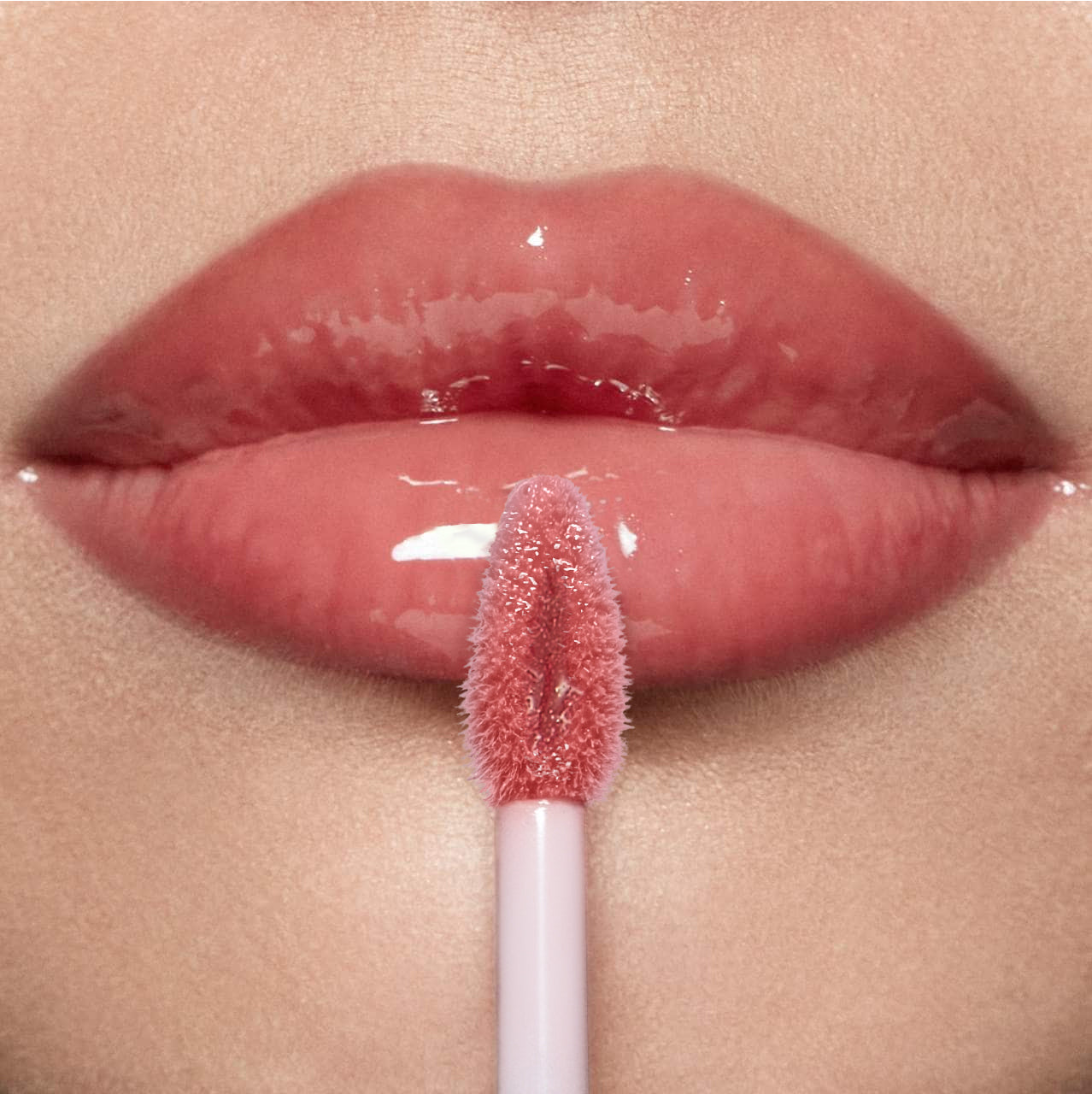 Phofay Long-Lasting Moisturizing Lip Gloss – 4 ML