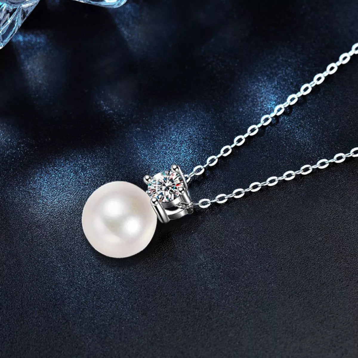 925 Sterling Silver Moissanite Pearl Necklace