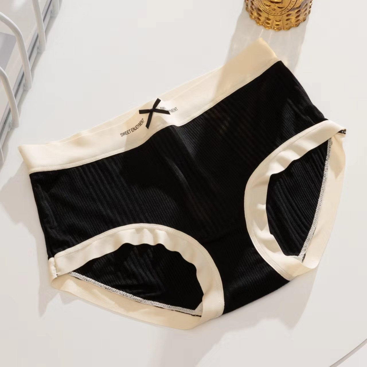 Nude Feel Mid-waist Underwear Seamless Breathable Thin Pure Cotton