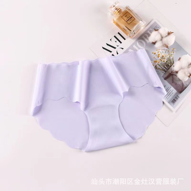 Women's Pure Cotton One-piece Ice Silk Seamless Panties