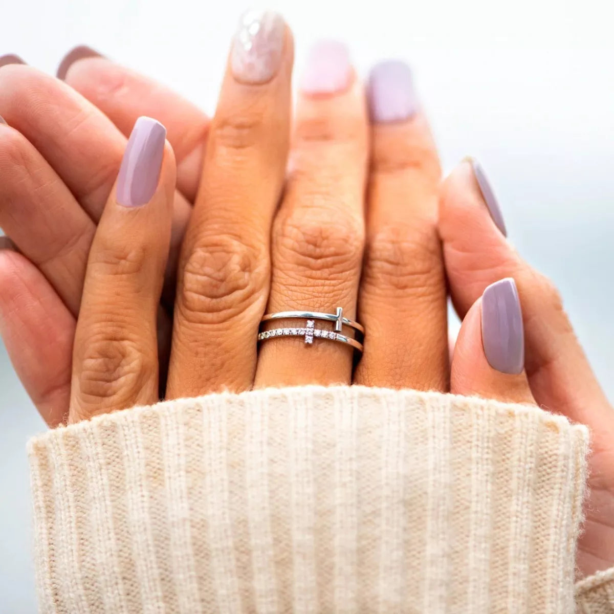 Double Band Cross Ring
