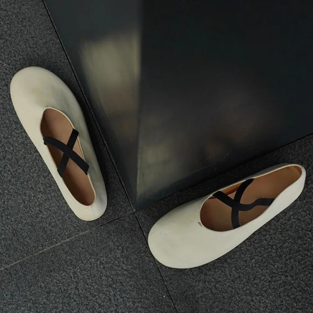 Crisscross Round Toe Flat Slip-Ons