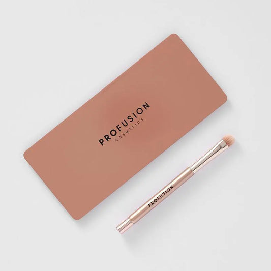 MAGNETIX DISPLAY STAND & EYESHADOW BRUSH