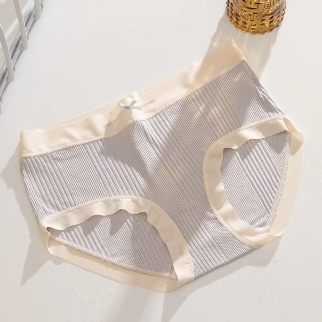 Nude Feel Mid-waist Underwear Seamless Breathable Thin Pure Cotton