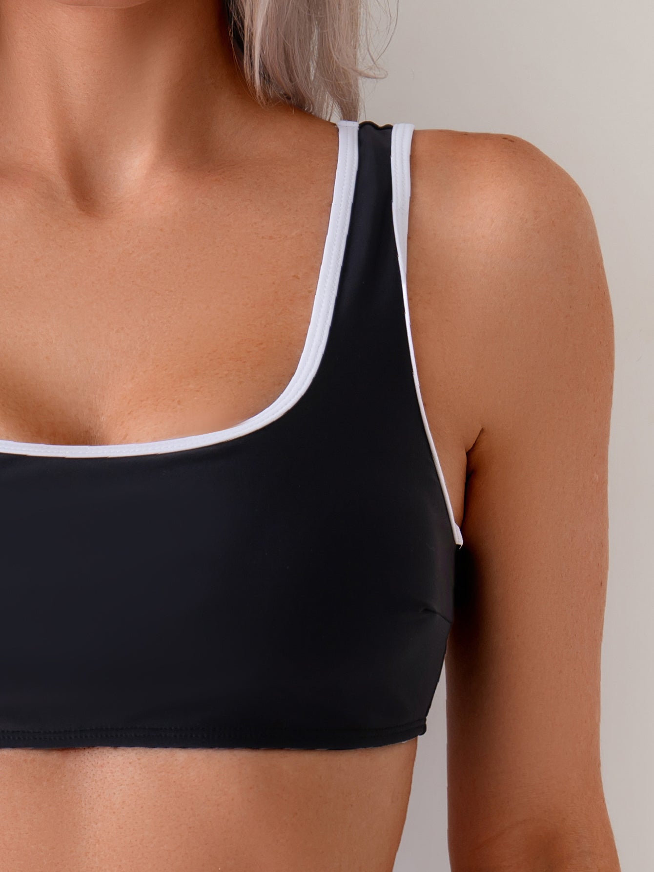 Women's Sporty Black Bikini Set, Square Neck Tank Top With White Contrast Trim & Mid Rise Bottom, 2 Piece SwimsuiT