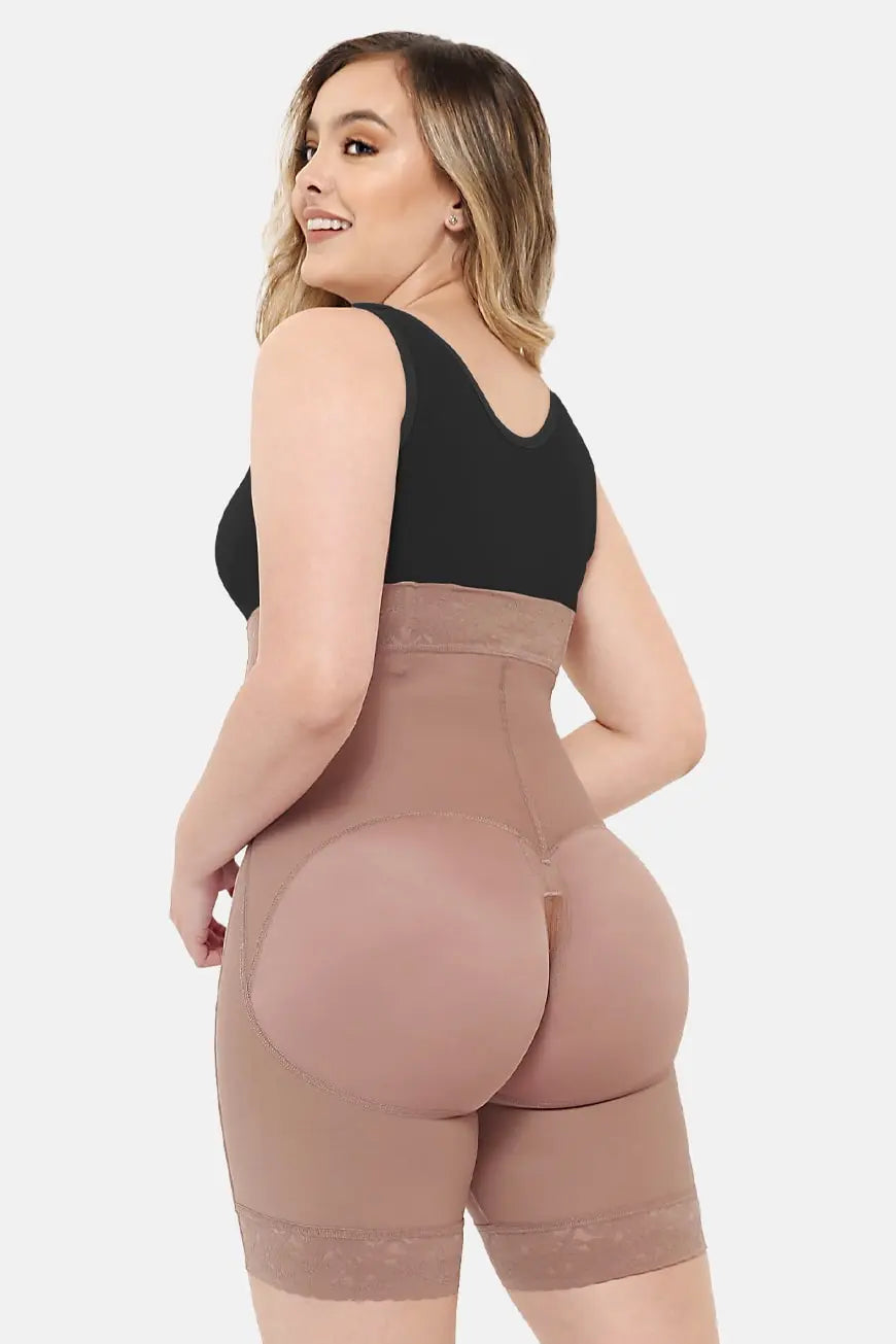 CURVEEZ High Waisted Shorts H-Evolution