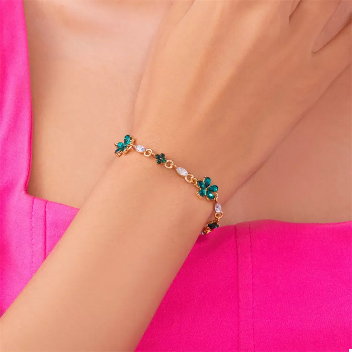 18K Gold-Plated Rhinestone Flower Bracelet