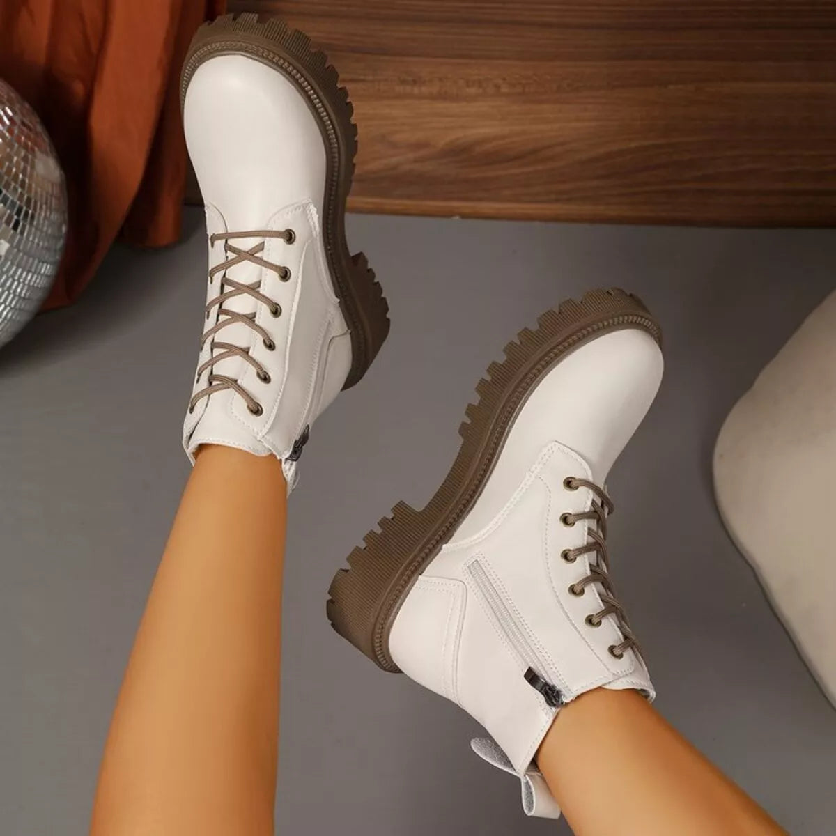 Lace Up Round Toe Boots