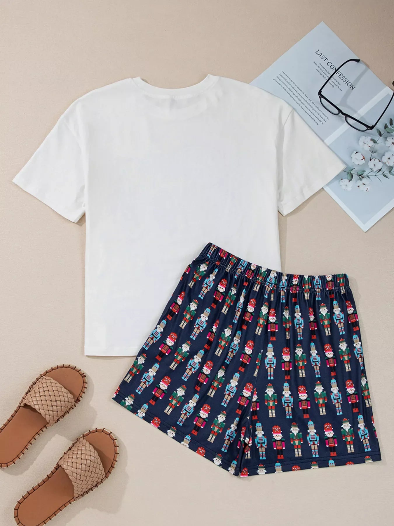 Mama Claus Plaid Letter Tee and Nutcracker Shorts 2pcs Lounge Set