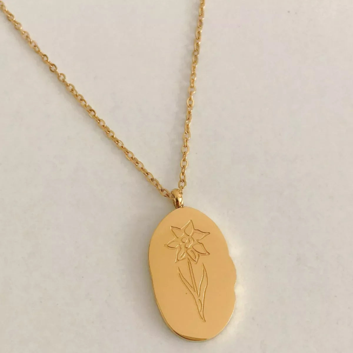 18K Gold-Plated Engraved Pendant Necklace