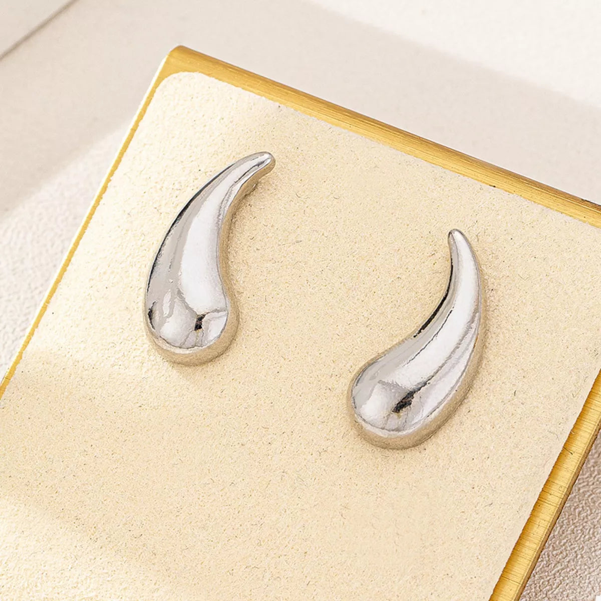 Curved Teardrop Stud Earrings